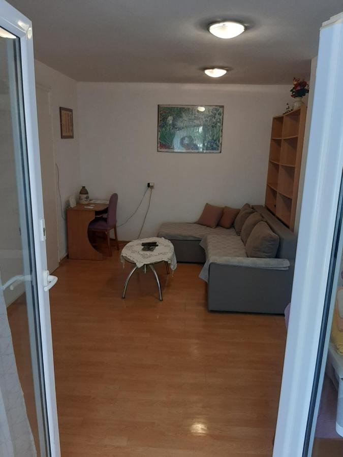 Apartman Garden Porec Bagian luar foto