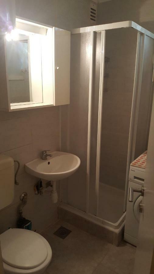 Apartman Garden Porec Bagian luar foto